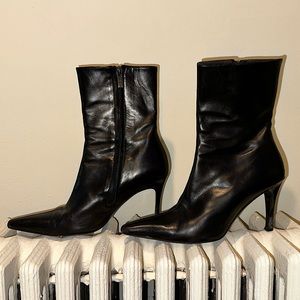 Black Fratelli Rossetti booties. Size 37-1/2. 3” heel.
